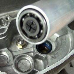 Extrator de rolamentos de transmissão Easyboost para MBK Booster Nitro