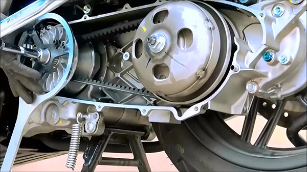 Dévisser l'écrou du variateur